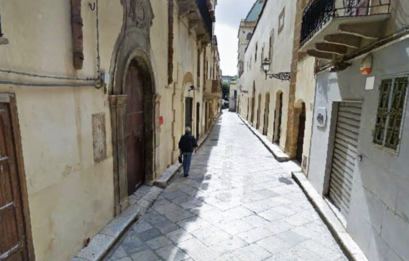 Marsala: chiude al transito la via Anselmi Correale per lavori a un immobile