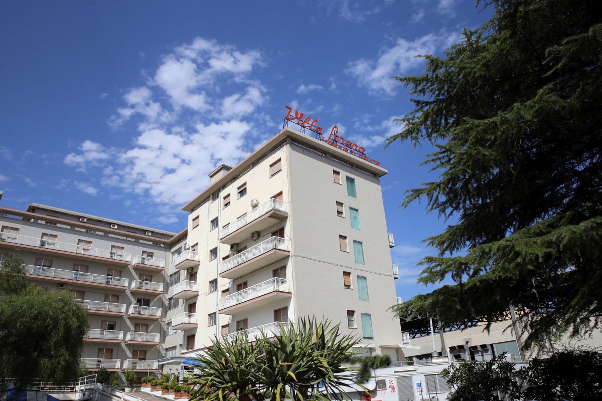 Villa Serena, a dicembre ambulatori gratuiti di Urologia e Pneumologia