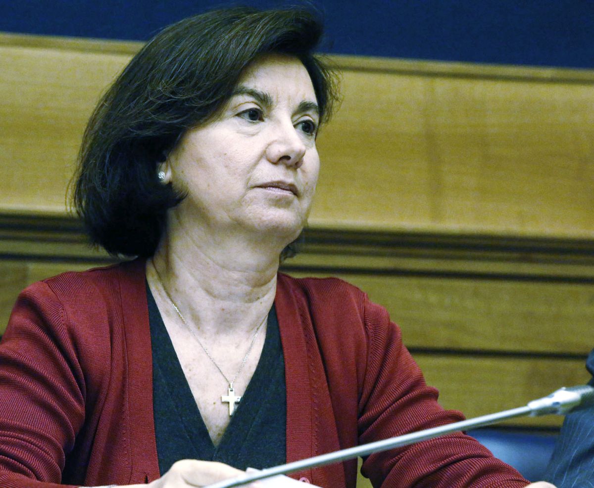 Famiglia, Roccella: “Assegno unico per tutti, non sarà legato all’Isee”
