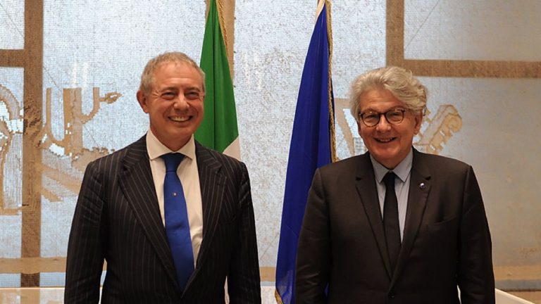 Urso-Breton, entro l’anno proposta per la politica industriale Ue