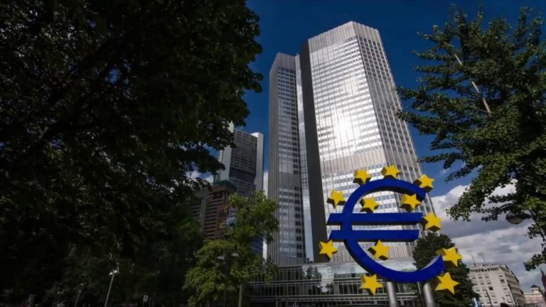 Bce, salgono ancora i tassi di interesse