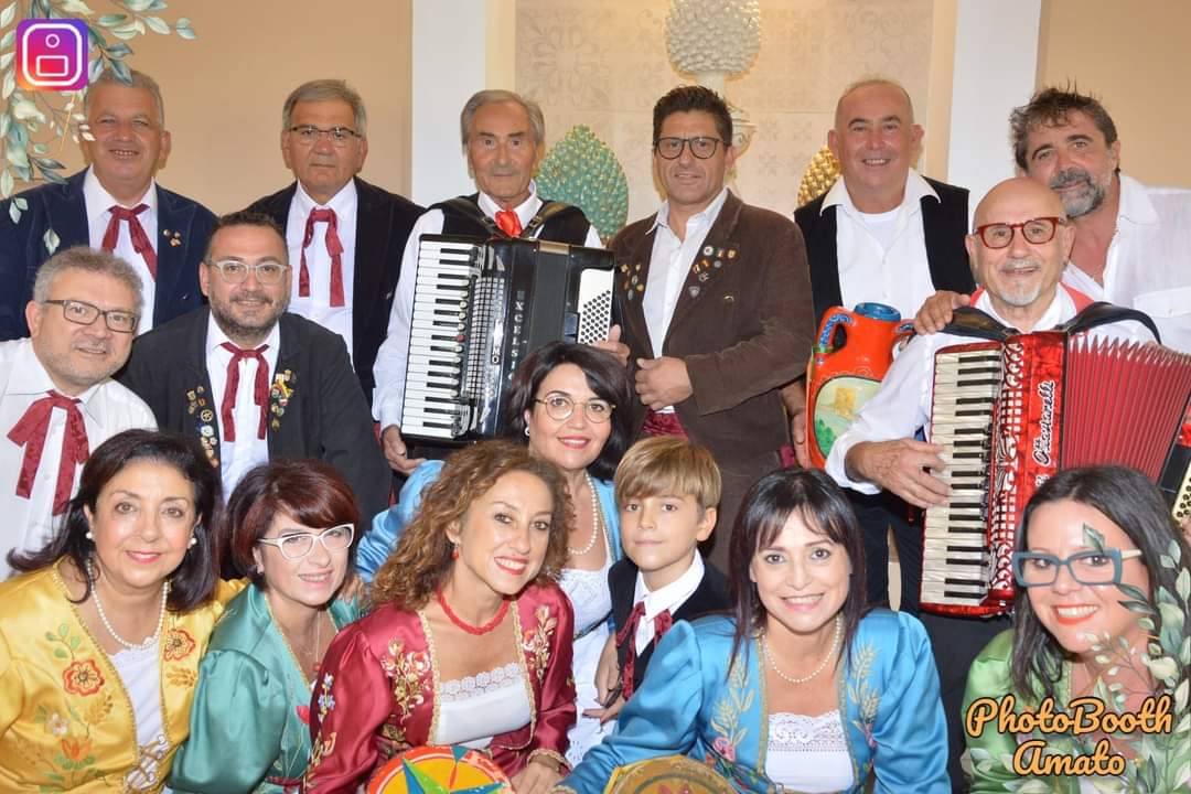 A Petrosino “Folk Sfincia Day” con il gruppo Torre Sibiliana