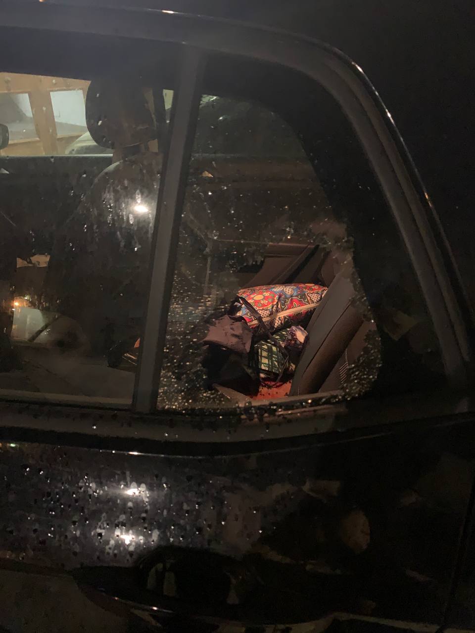 Trapani, decine di finestrini di autovetture spaccati