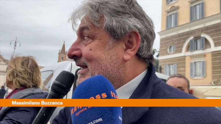 Massimiliano Buzzanca “Il modo migliore per ricordare papà è ridere”