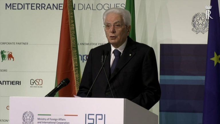 Migranti, Mattarella “Serve comune e lungimirante gestione dei flussi”