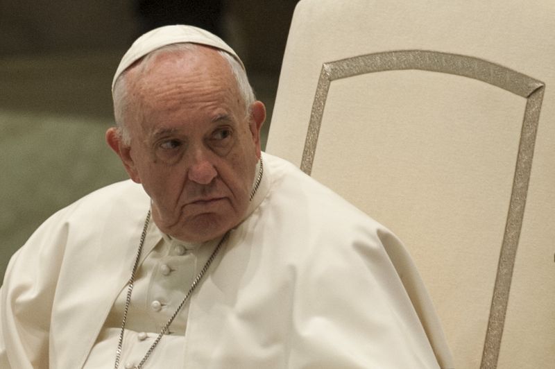 Per il Papa 3 ore d’intervento, ha reagito bene e nessuna complicazione