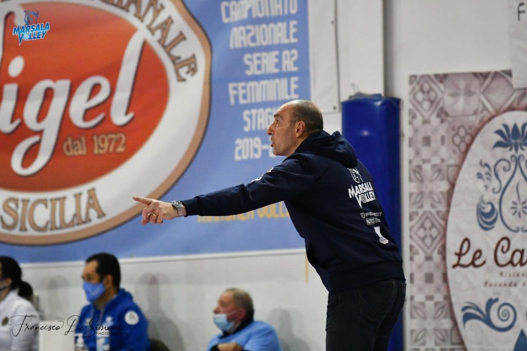 Frattura negli spogliatoi, la Sigel Marsala Volley esonera Marco Bracci