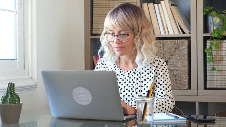 Lavoro, in Italia è boom di dimissioni