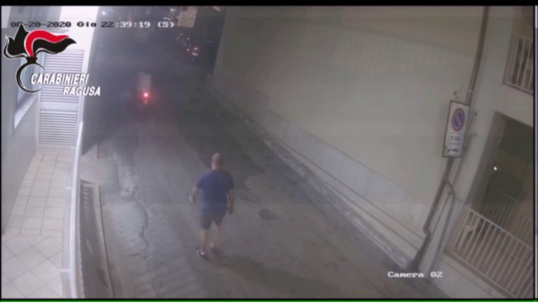 Estorsione a ristoratore nel Ragusano, 5 arresti