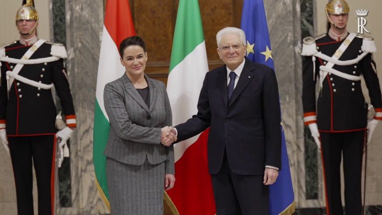 Mattarella riceve al Quirinale presidente Ungheria