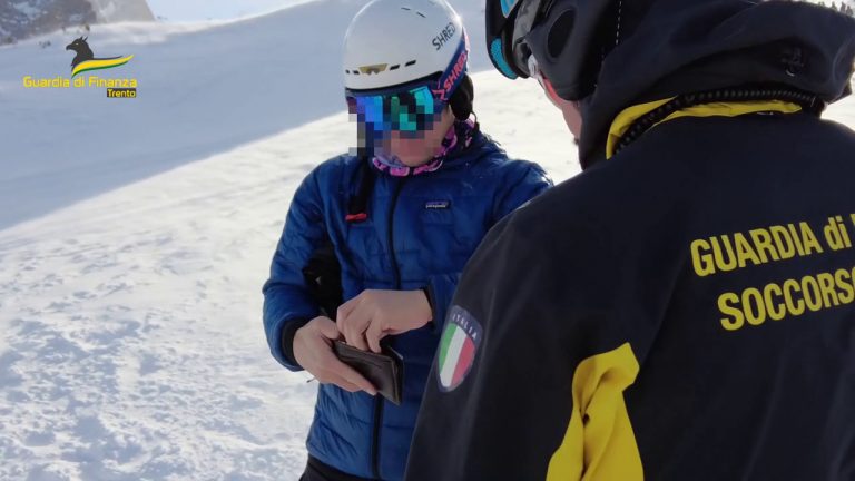 Scoperta in Trentino una scuola di sci sconosciuta al fisco