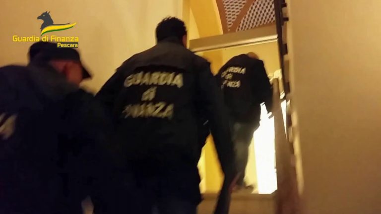 Pescara, la Gdf svela l’evasione fiscale online di un medico
