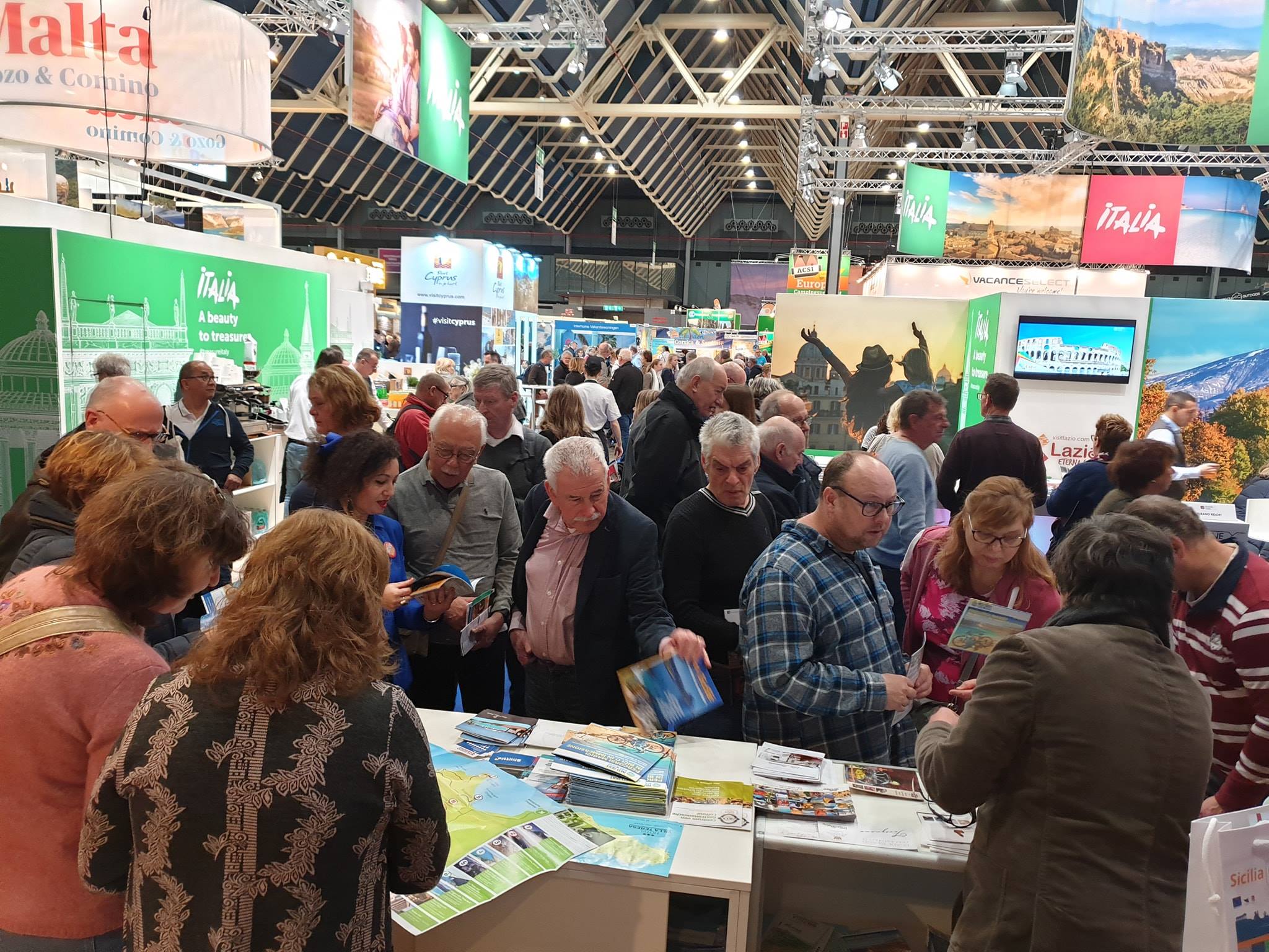 Imprenditori turistici e Comuni promuovono la Sicilia Occidentale a “VakatieBeurs”