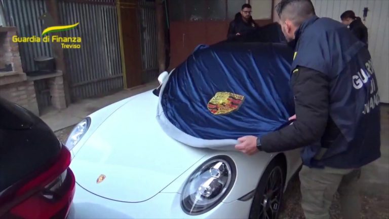 A Treviso truffa sulle criptovalute, sequestrati beni per 2 milioni