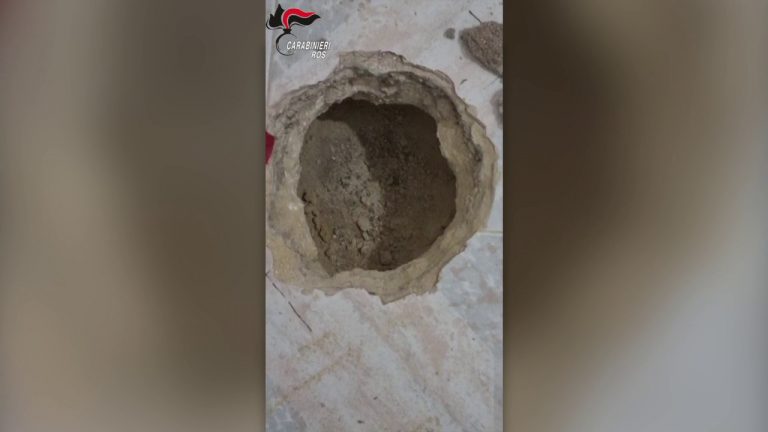 I Carabinieri alla ricerca dei segreti del boss Messina Denaro