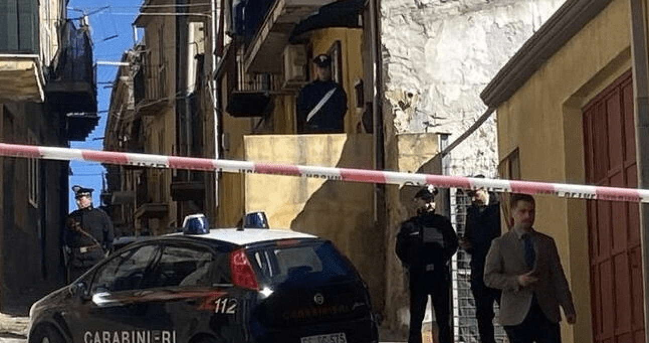 Nuora uccide la suocera, storia di violenze domestiche e armi da fuoco