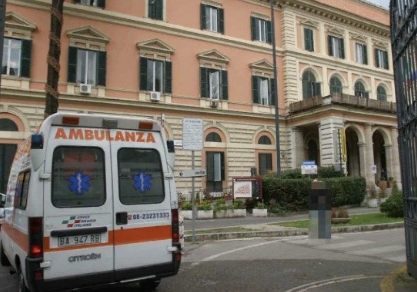 A Roma caporalmaggiore marsalese aggredito in strada è in coma. Si indaga