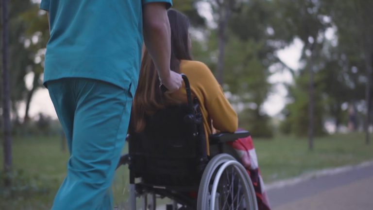 Disabili, al via il confronto tra il ministero e i medici