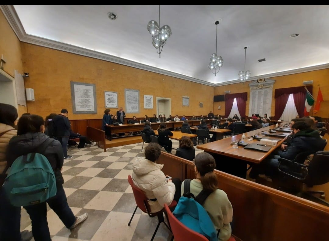 Studenti del Liceo Classico di Marsala visitano Palazzo VII Aprile