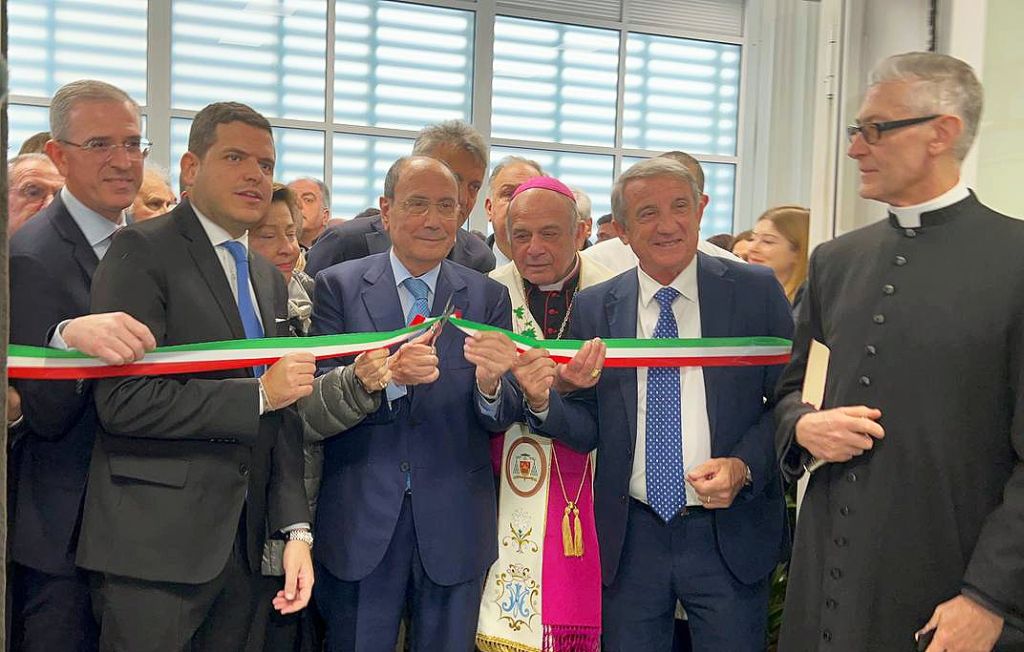 Schifani “Con taglio nastro nuova Area Emergenza Garibaldi raggiunto un traguardo”