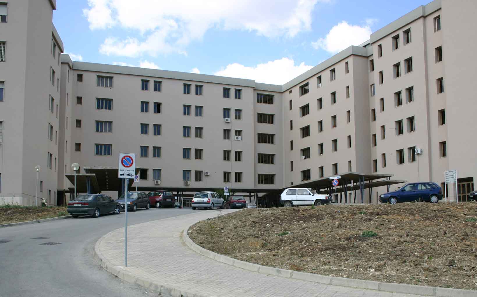 Bimba muore in ospedale, presentata denuncia