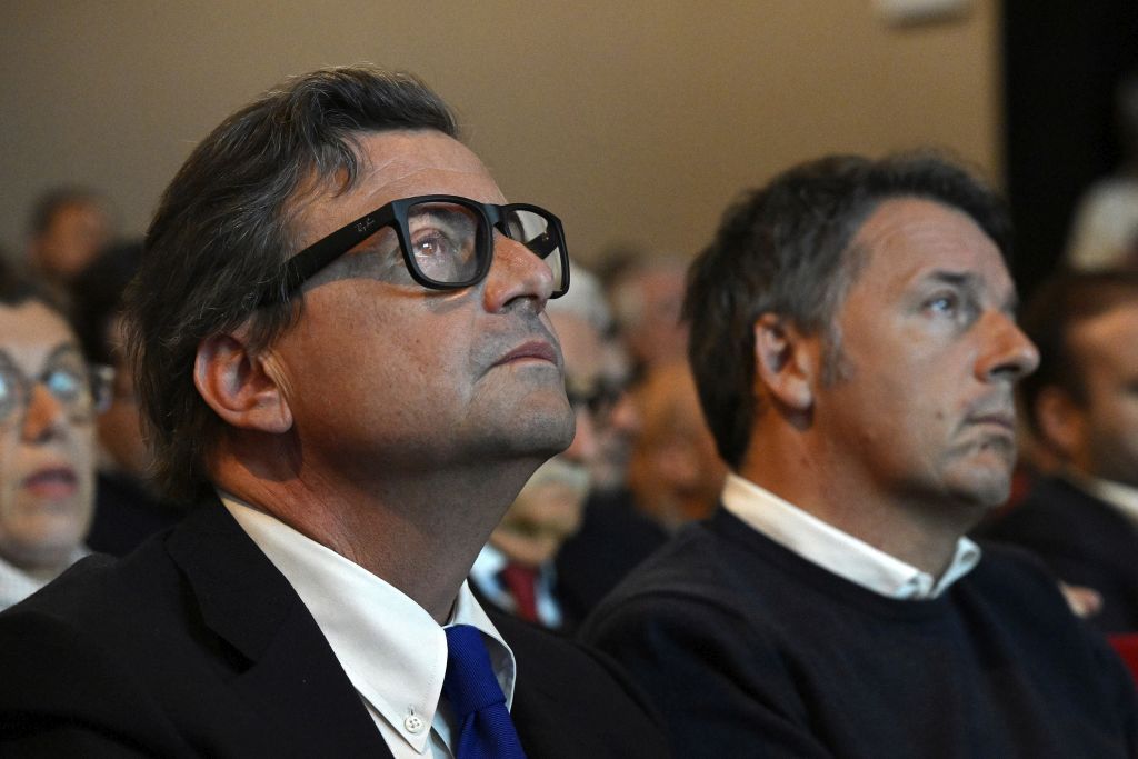 Terzo Polo, è caos. Renzi “Basta polemiche”. Calenda “No a scatola vuota”