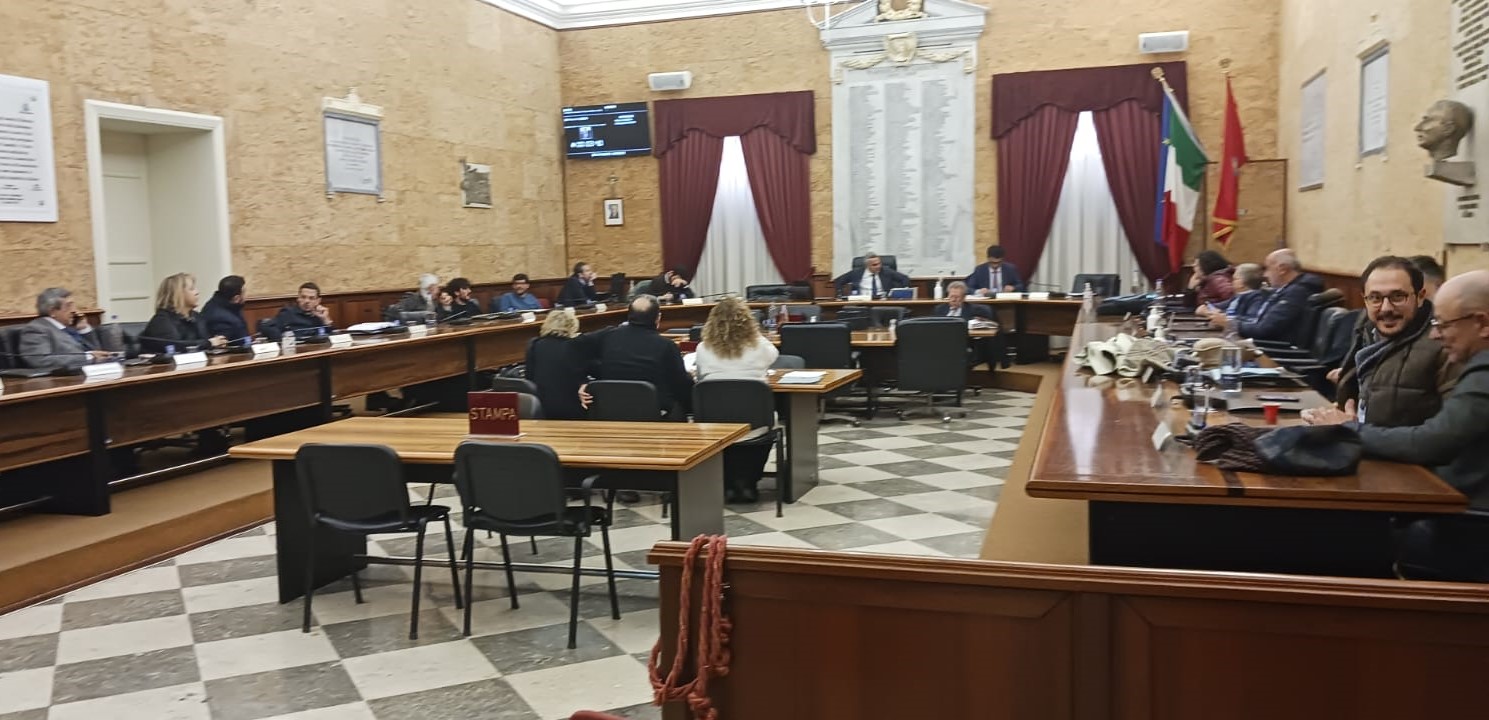 Il consiglio comunale di Marsala boccia il prelievo del piano del demanio marittimo