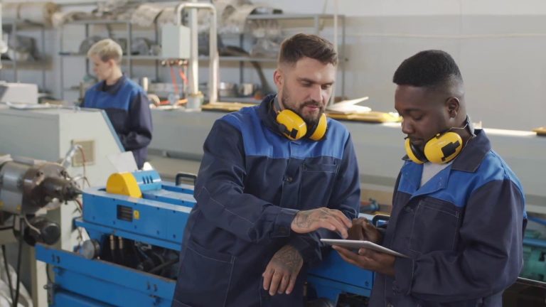 Dal ministero due decreti contro il lavoro nero