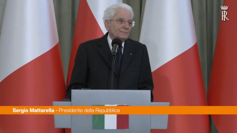 Migranti, Mattarella “L’Ue superi le vecchie regole”