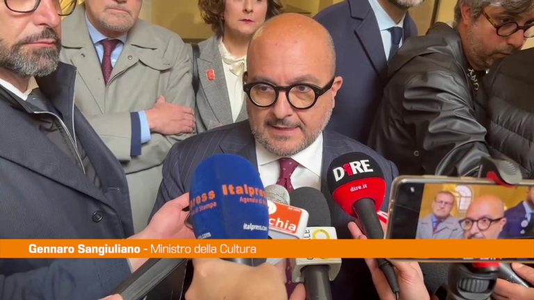 Barcaccia, Sangiuliano “Sanzione per chi vandalizza monumenti”