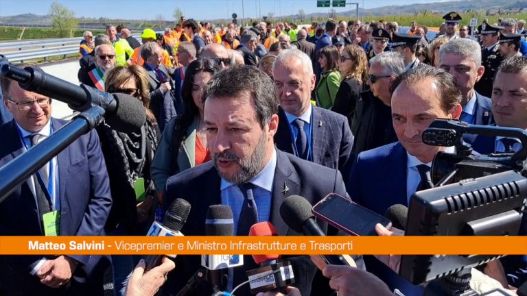 Infrastrutture, Salvini “L’Italia del sì è con noi”