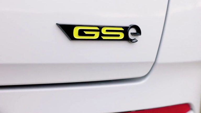 Opel Grandland GSe, potenza sostenibile