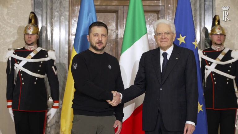 Mattarella riceve Zelensky al Quirinale