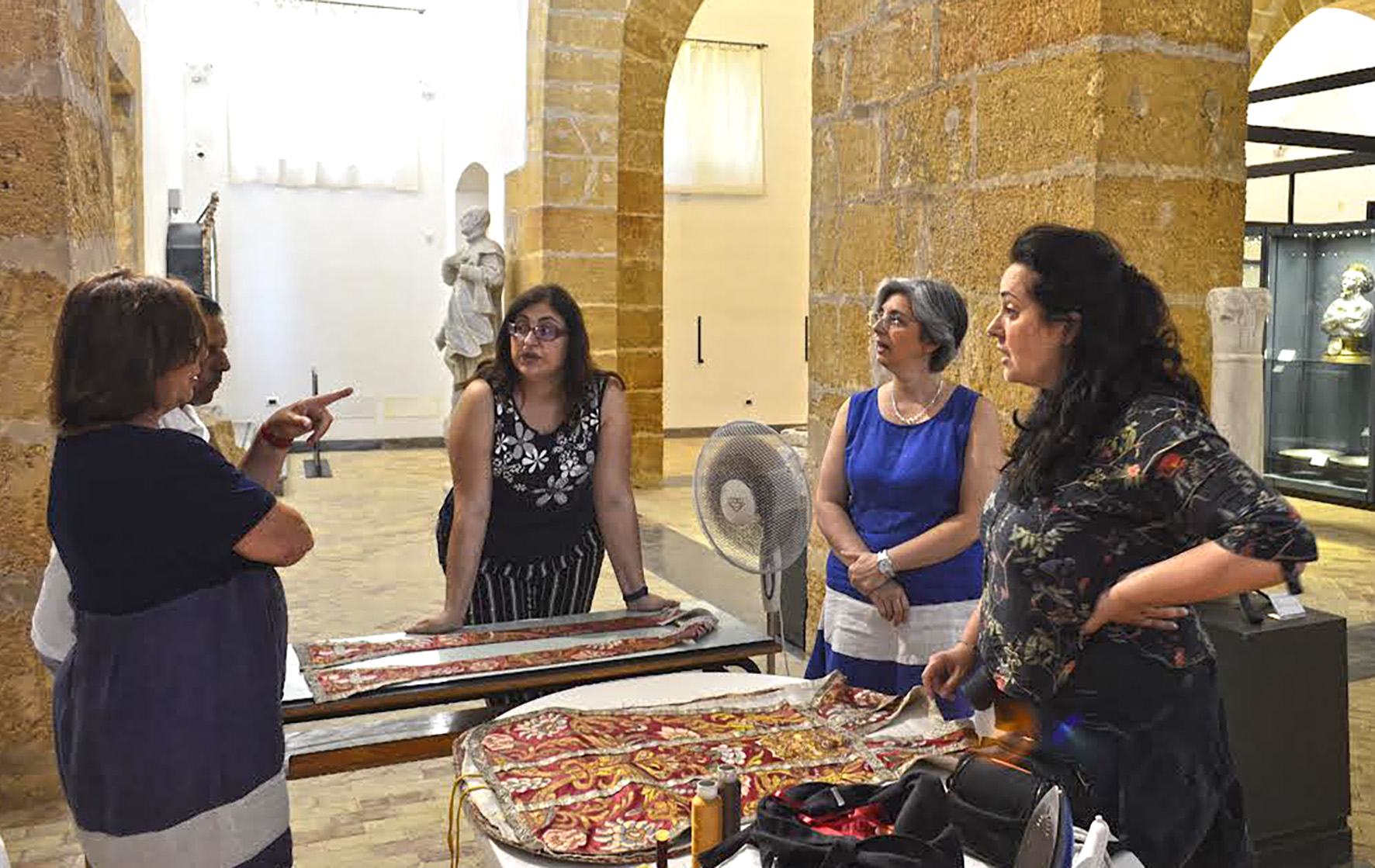 Come si restaura? Visitatori a raccolta al Museo diocesano di Mazara