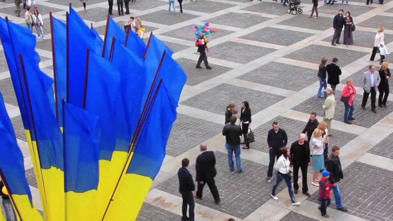 Ue, il Parlamento rinnova il sostegno al commercio con l’Ucraina
