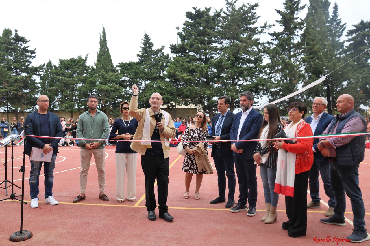 La Scuola “Nosengo” di Petrosino celebra i 25 anni e inaugura un campo