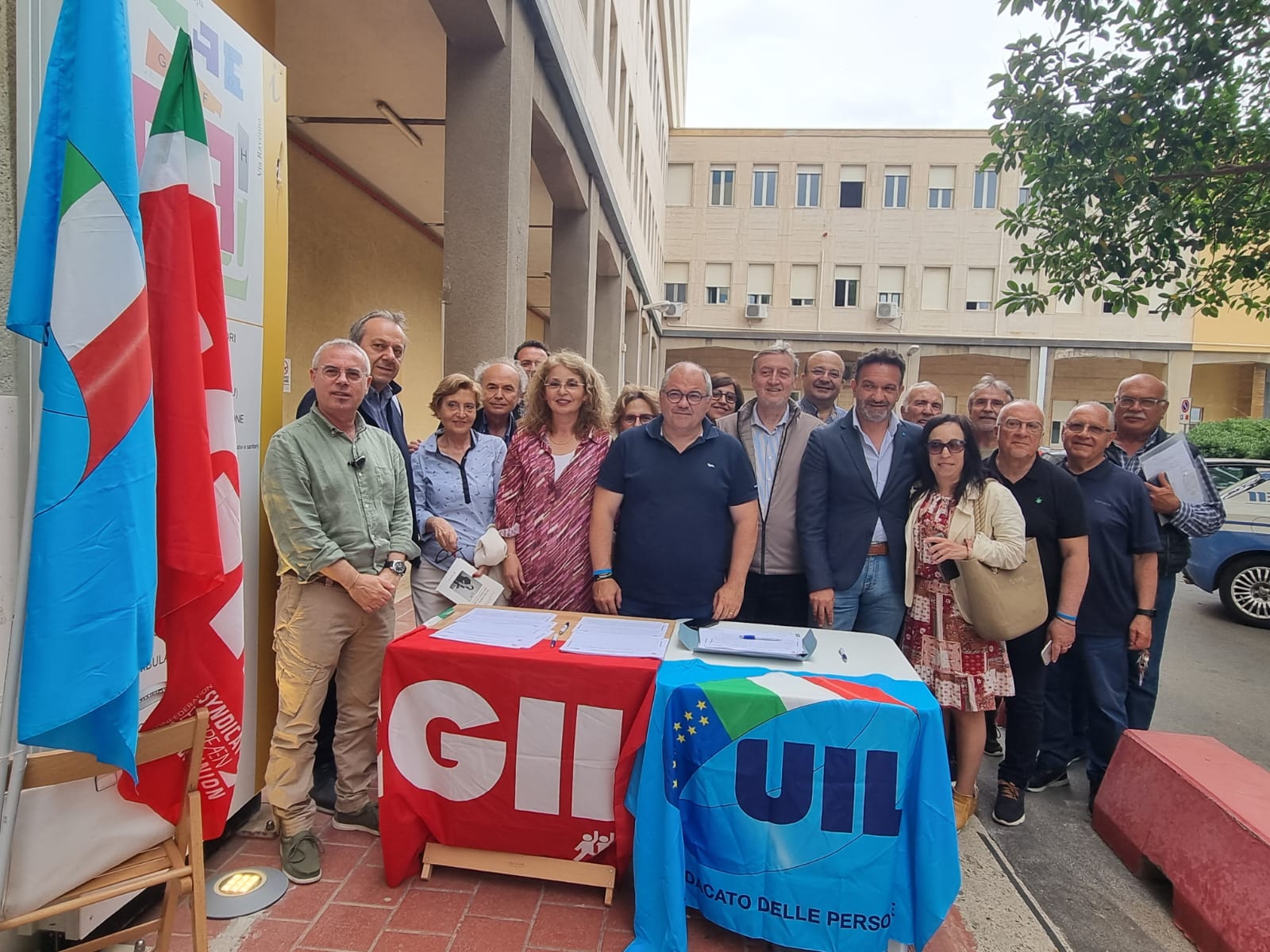 Cgil e Uil in Piazza a Trapani per raccolta firme contro l’autonomia differenziata