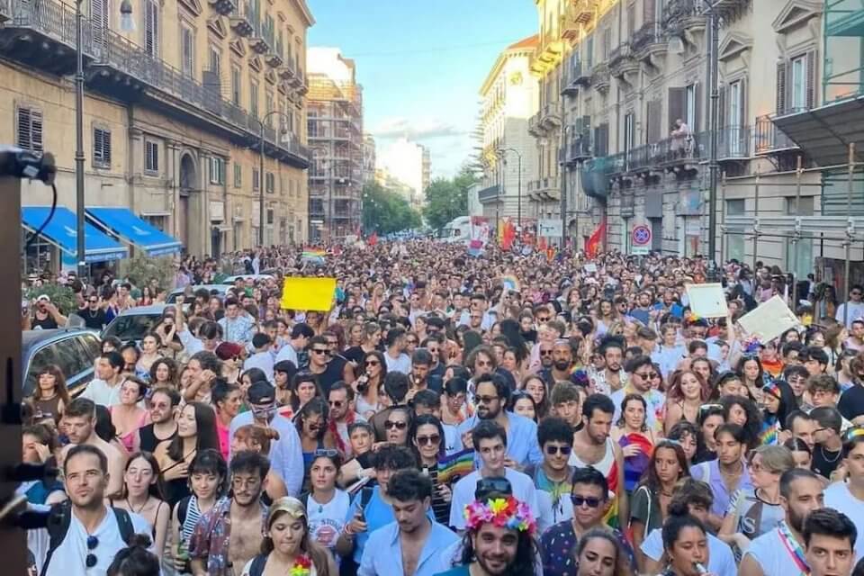 Lega Salvini: “Nessun supporto a passerelle gay pride”