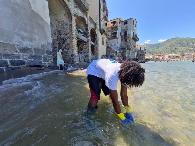 La cattiva depurazione incide ancora sulla qualità del mare siciliano. Goletta Verde: “Il 61% dei campioni oltre i limiti di legge”