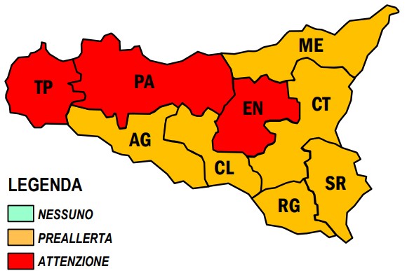 Lo scirocco fa aumentare ancora il caldo: allerta rossa a Trapani, Agrigento ed Enna