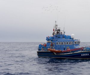 Sessantuno migranti soccorsi nel Canale di Sicilia sono sbarcati a Trapani