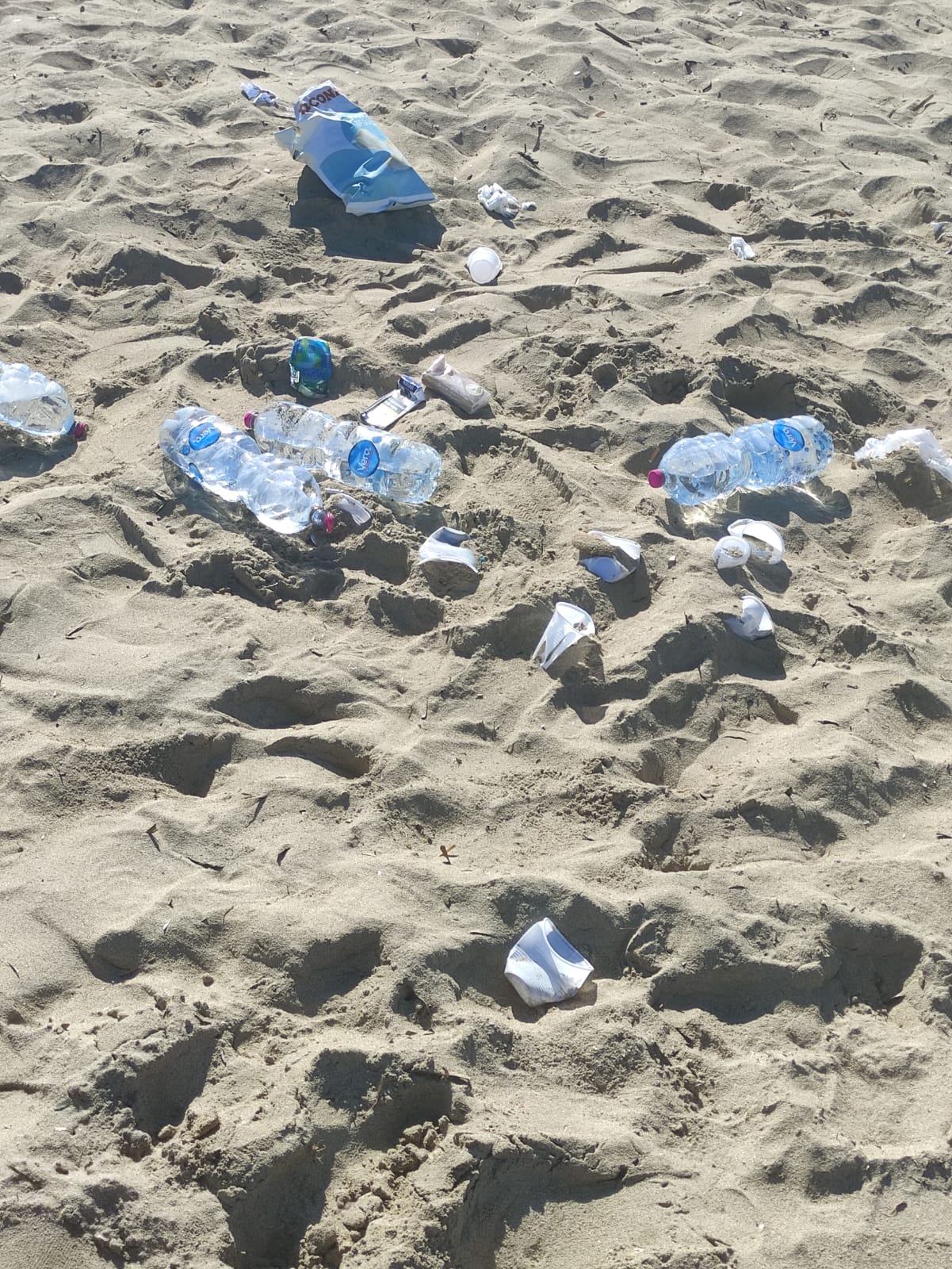 Il Movimento Uguaglianza per la Sicilia denuncia lo stato delle spiagge marsalesi nel giorno di Ferragosto