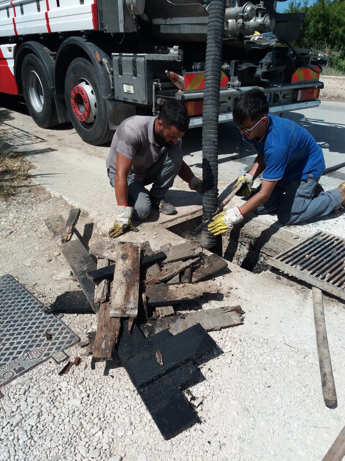 Paceco si prepara alle piogge, ripuliti tombini e canali