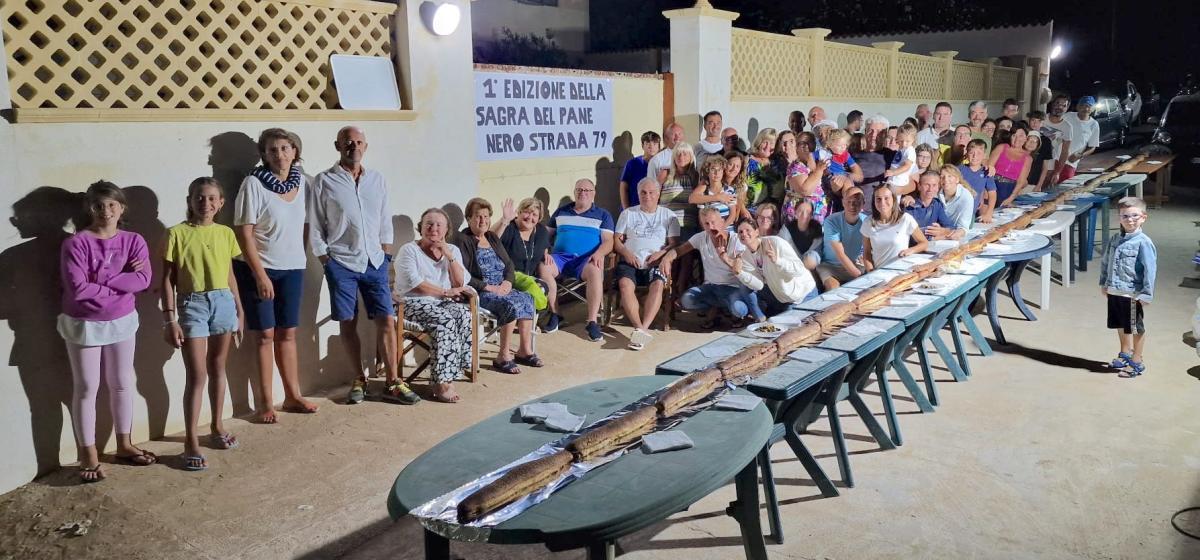 A Triscina 15 metri di pane cunzato da record