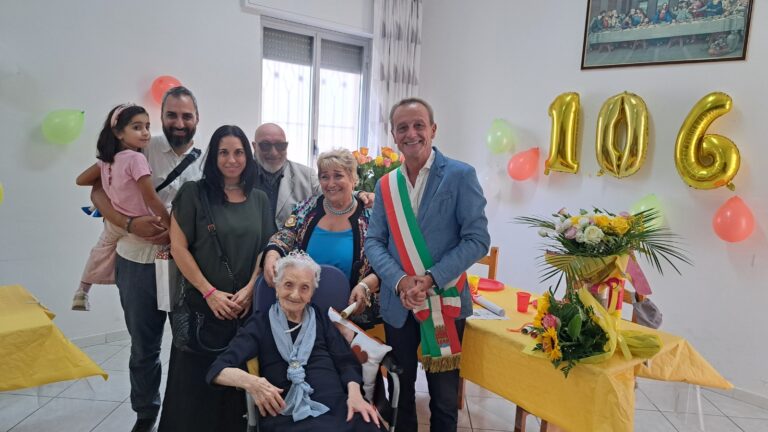 Trapani festeggia la 106enne Pasqua Gianguzzi