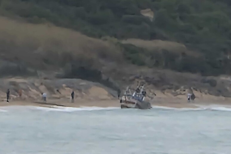Sbarco di migranti a Marinella di Selinunte, 5 morti e diversi dispersi