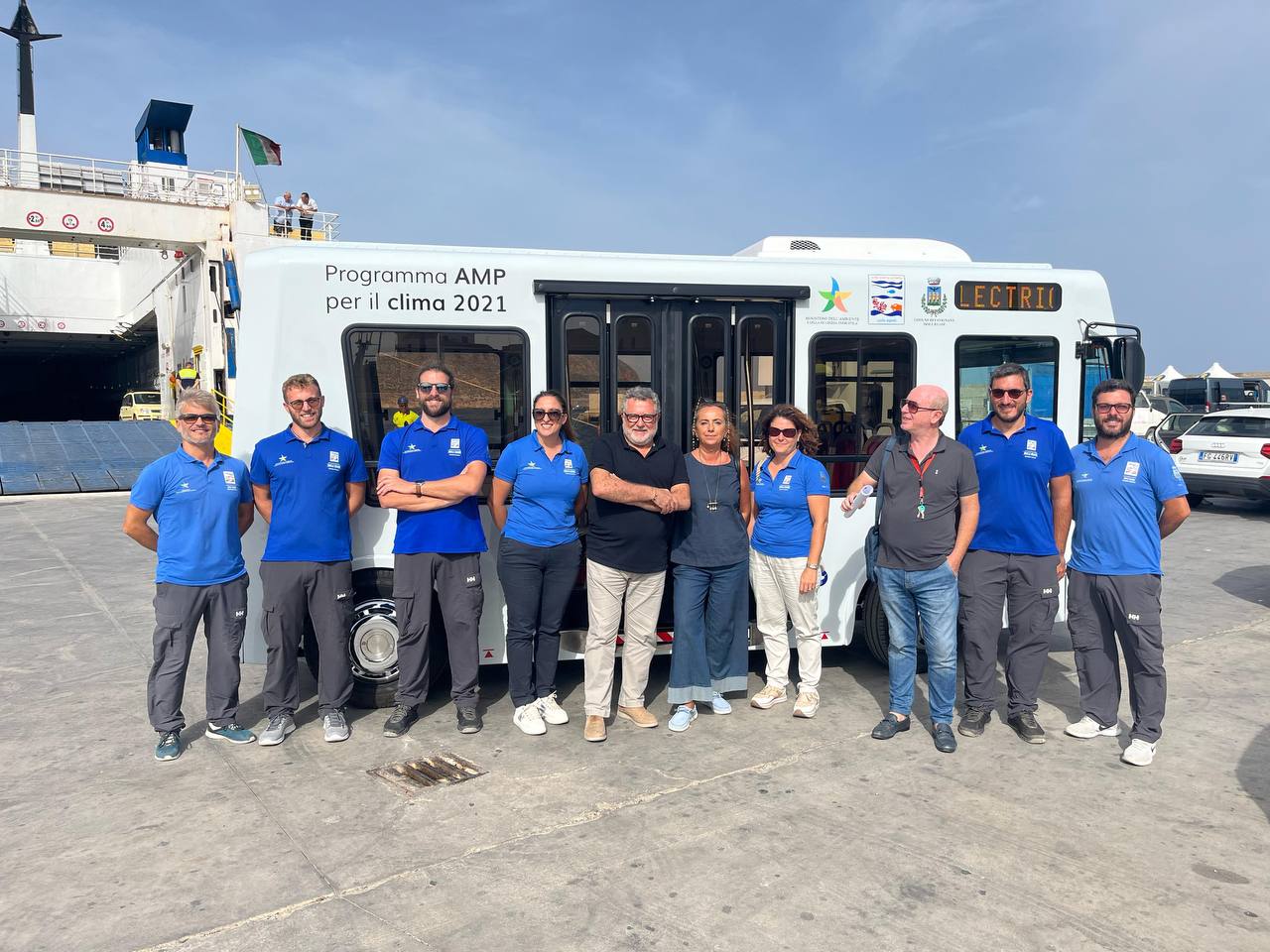 Favignana, arriva un bus elettrico per il trasporto degli studenti