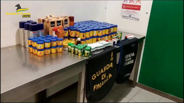 Bologna, all’aeroporto Marconi sequestrati duemila farmaci illegali