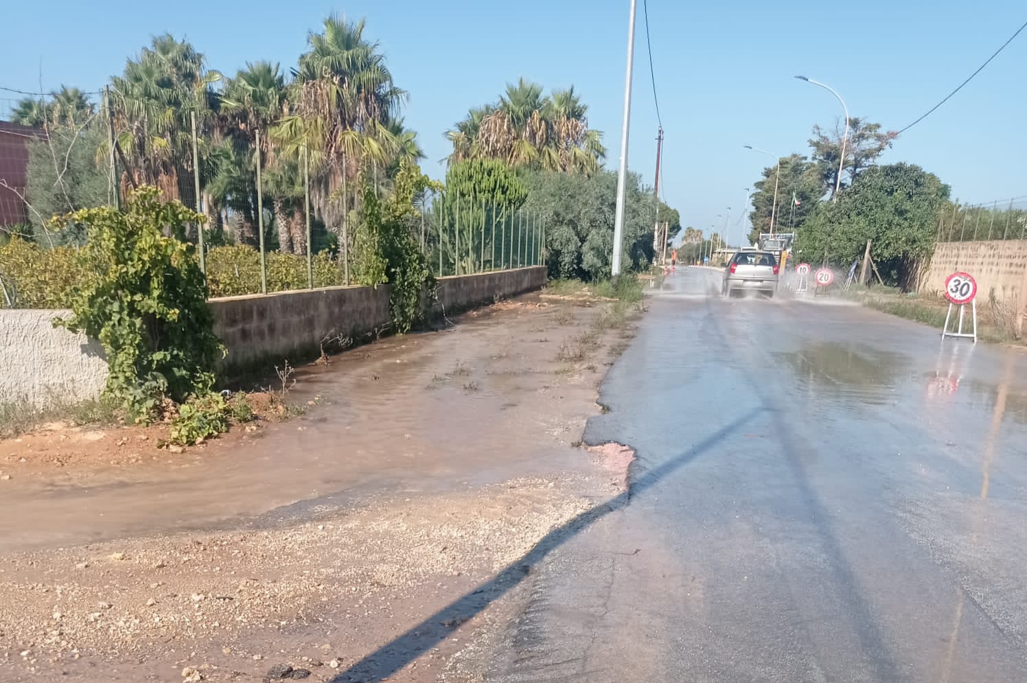 Marsala: tranciata la condotta idrica, danno causato dalla fibra