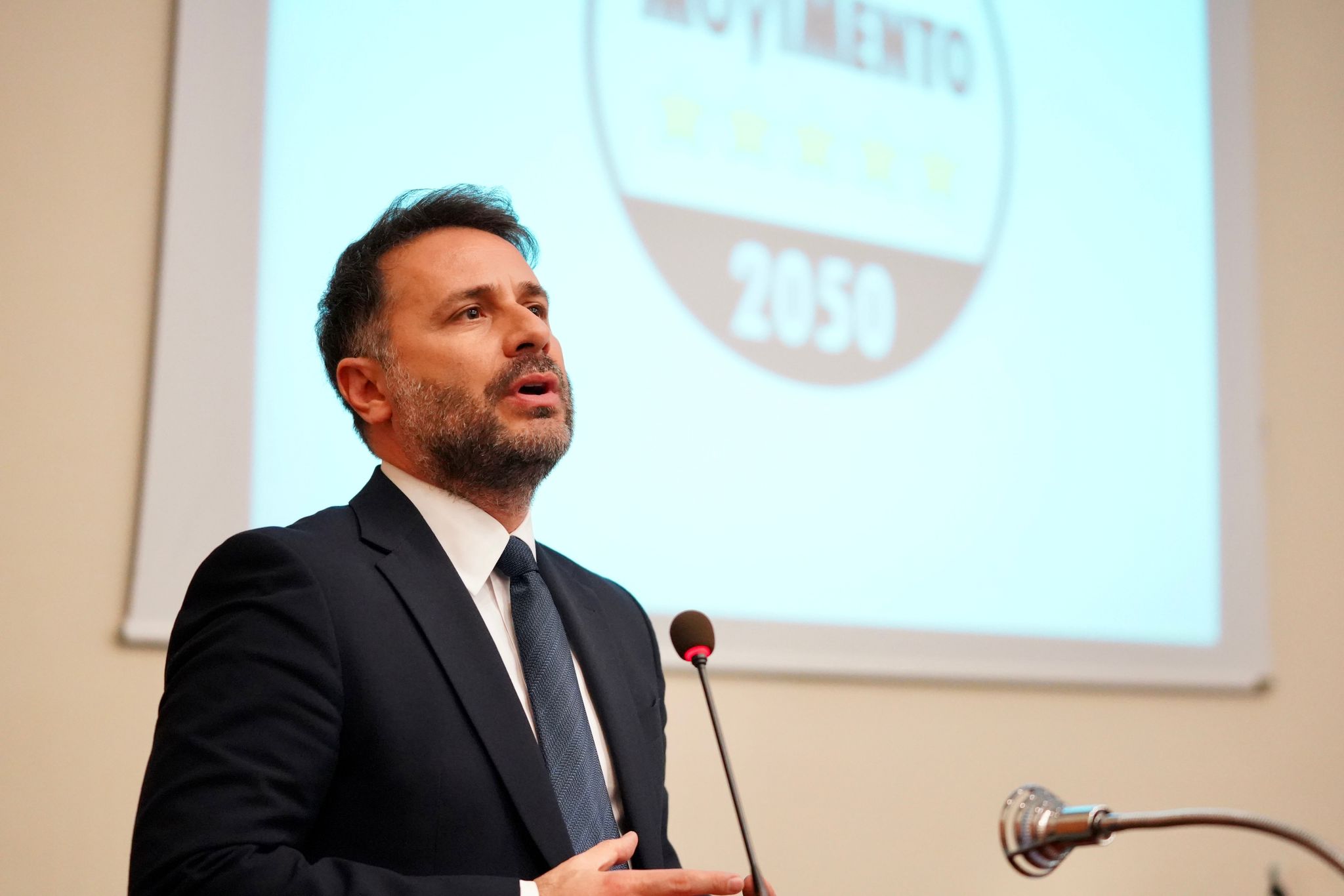 Assemblea regionale M5S a Mazara, Di Paola detta la linea per le amministrative: “Ok al simbolo solo per progetti credibili”